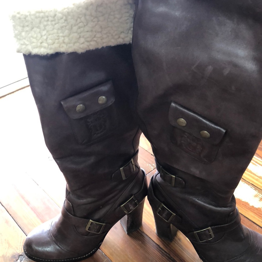 Fergie brand boots